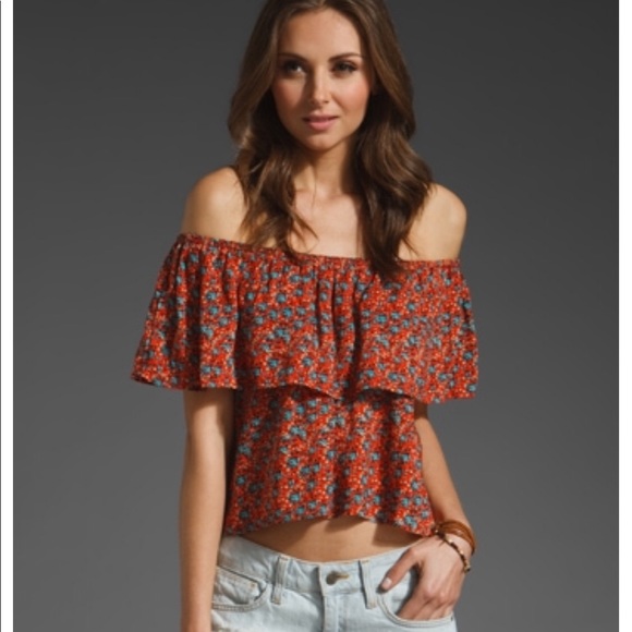 MINKPINK Tops - Minkpink off the shoulder Top Sz M